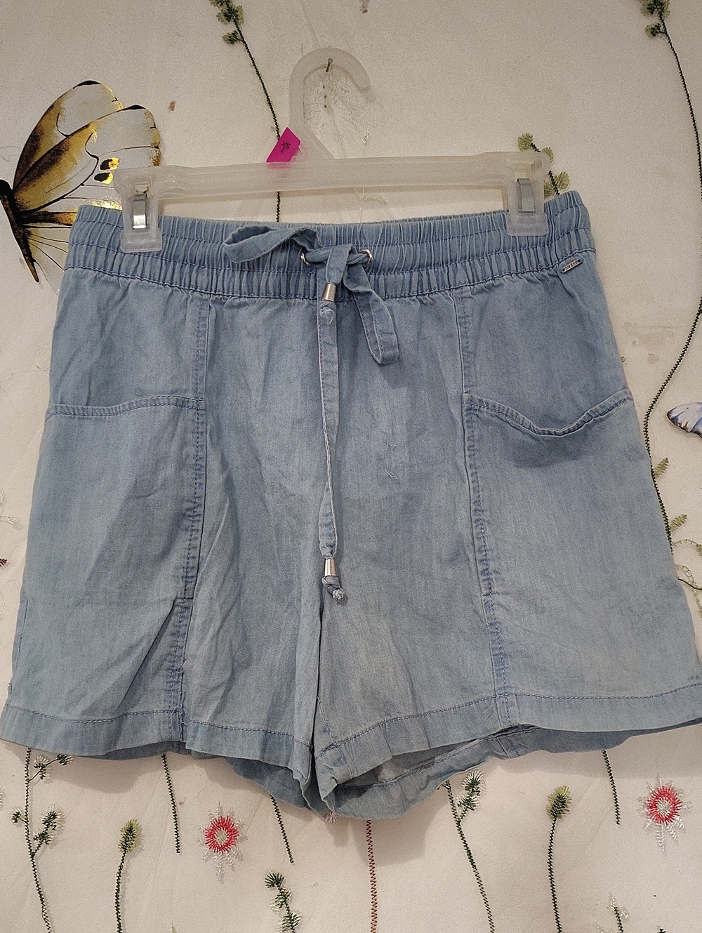 authentic 90s or early 2000s vintage Guess denim bottoms regularly move Shorts